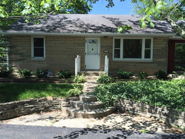 property at 2301 E 4th St