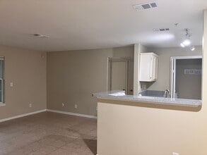 7701 Timberlin Park Blvd, Unit 1527 in Jacksonville, FL - Building Photo - Building Photo