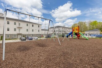 Legacy at the Park Apartments in Burlington, NC - Foto de edificio - Building Photo