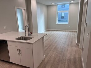 163 Chestnut St in Chelsea, MA - Building Photo - Building Photo