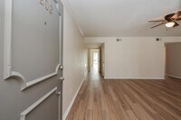 12633 Memorial Dr photo'