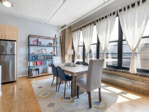 290 Market St in Minneapolis, MN - Building Photo - Building Photo