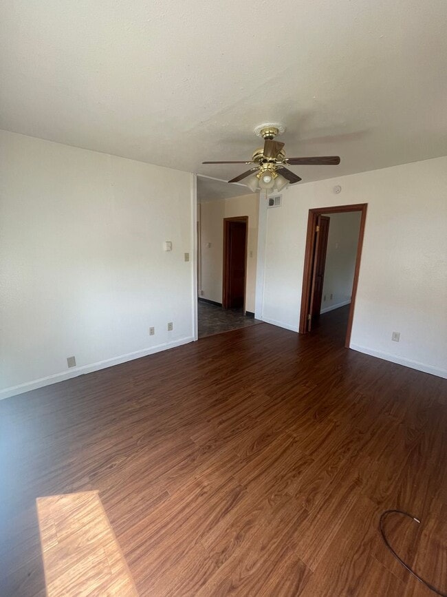 property at 307 9th Ave NE