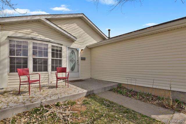 5688 Alcott St in Denver, CO - Building Photo - Building Photo