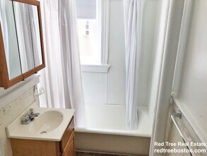 1185 Boylston St, Unit 22 in Boston, MA - Foto de edificio - Building Photo