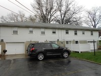 807 NE 68th Ter in Gladstone, MO - Foto de edificio - Building Photo