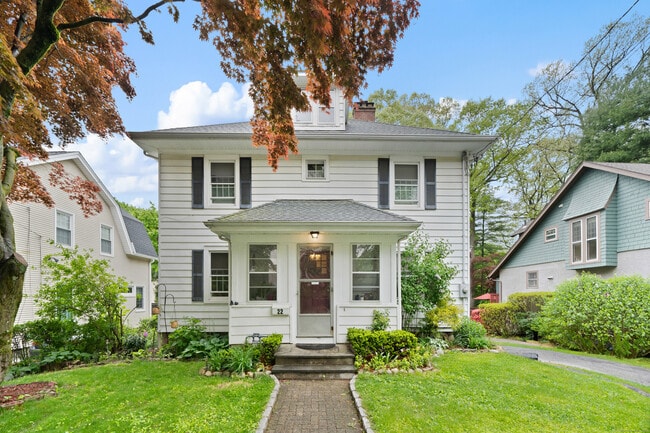 property at 22 Glen Terrace