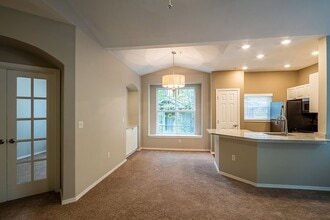 Boulder Creek in Sammamish, WA - Building Photo - Building Photo