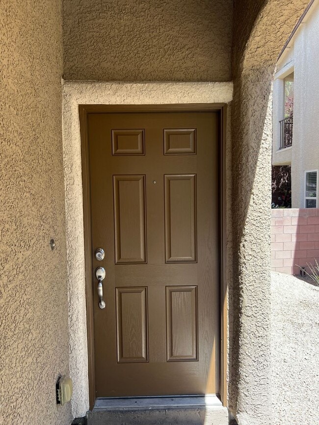 10626 Shiny Skies Dr in Las Vegas, NV - Building Photo - Building Photo