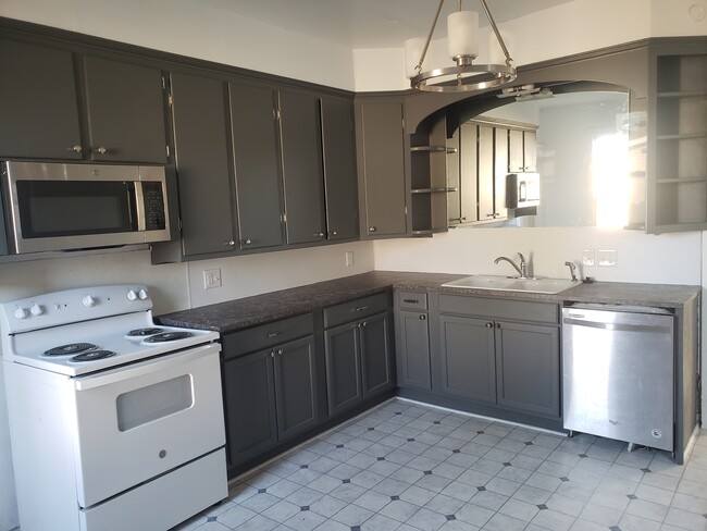 property at 23 N Morris St