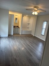 4864 Spring Rd in Huntington, WV - Foto de edificio - Building Photo