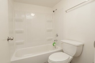 Midtown Commons in Tucson, AZ - Building Photo - Interior Photo