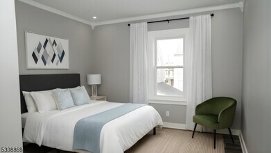 65 Poe Ave in Newark, NJ - Foto de edificio - Building Photo