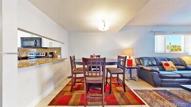 2670 W 76th St in Hialeah, FL - Building Photo - Building Photo