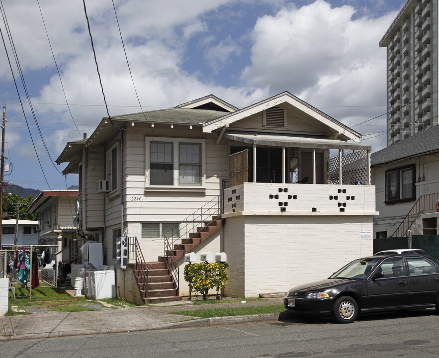 2240 Date St in Honolulu, HI - Foto de edificio