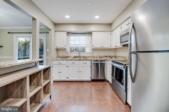15592 Northgate Dr in Montclair, VA - Building Photo - Building Photo