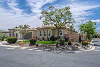 103 Brisa Dr in Palm Desert, CA - Building Photo - Building Photo