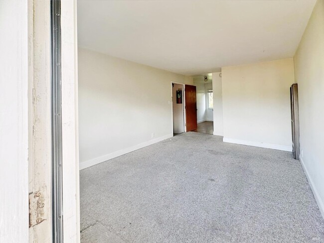 100 Reed Blvd, Unit 8 in Mill Valley, CA - Building Photo - Building Photo