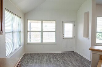 1108 Delia Chappa Ln in Hutto, TX - Building Photo - Building Photo