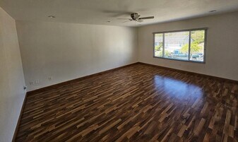 2127 Hanford Dr in San Diego, CA - Building Photo