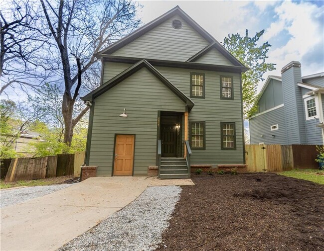 property at 1018 Hubbard St SW