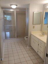 2440 Winding Creek Blvd, Unit 301 in Clearwater, FL - Building Photo - Building Photo