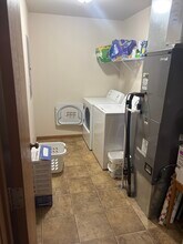 2505 40th Ave SE, Unit 16 in Mandan, ND - Building Photo - Building Photo