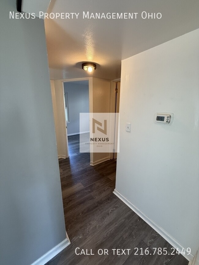 4492 W 170th St in Cleveland, OH - Building Photo - Building Photo