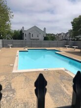 702 Gemstone Ln, Unit Gemstone in Virginia Beach, VA - Building Photo - Building Photo