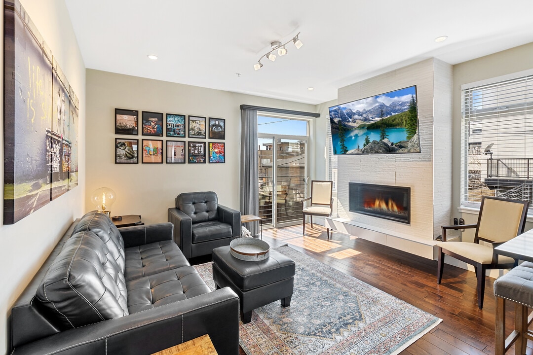 1819 Irving St in Denver, CO - Building Photo