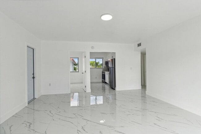 740 82nd St in Miami Beach, FL - Building Photo - Building Photo