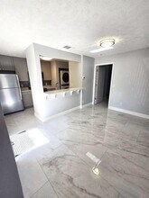 6551 SE Federal Hwy in Stuart, FL - Building Photo - Building Photo