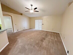 5967 Hillside Heights Dr in Lakeland, FL - Building Photo - Building Photo