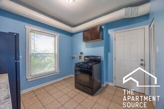 4058 W Congress Pkwy in Chicago, IL - Building Photo - Building Photo