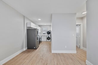 1315 NE Miami Court in Miami, FL - Building Photo - Interior Photo