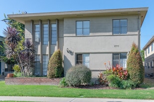 3201 S Barrington Ave, Unit F in Los Angeles, CA - Building Photo