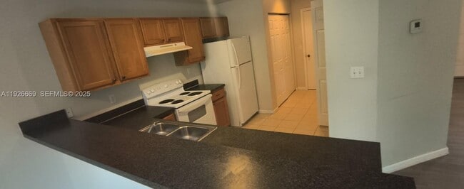 2773 NW 13th St in Pompano Beach, FL - Foto de edificio - Building Photo