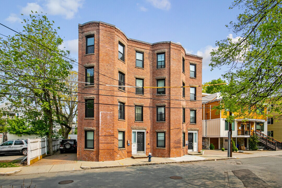 46 Cameron St, Unit 3 in Brookline, MA - Building Photo
