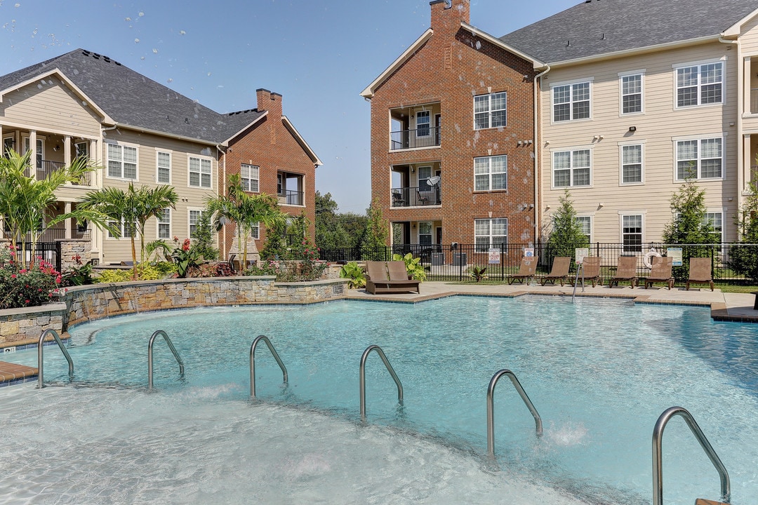 Deerfield at Providence in Mount Juliet, TN - Foto de edificio