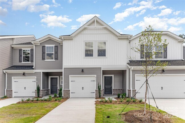 4117 Smt Wds Dr in Charlotte, NC - Building Photo - Building Photo