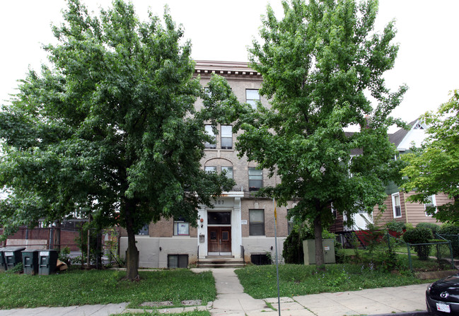 307 S St NE in Washington, DC - Foto de edificio - Building Photo