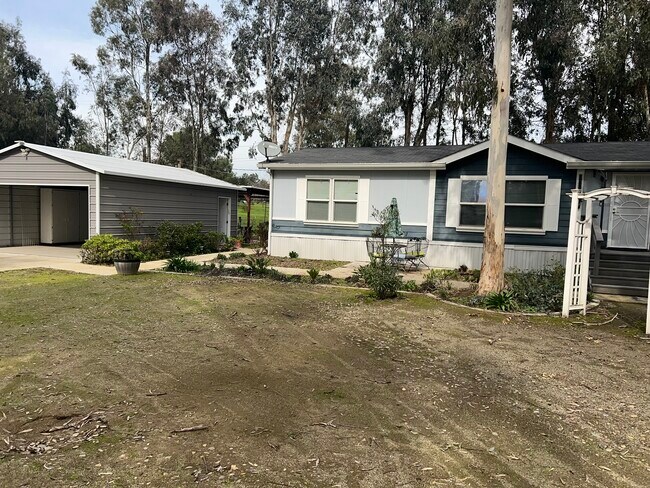 15310 Mark Rd in Madera, CA - Building Photo - Building Photo