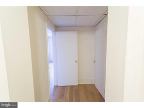 901 Clinton St in Philadelphia, PA - Building Photo - Building Photo