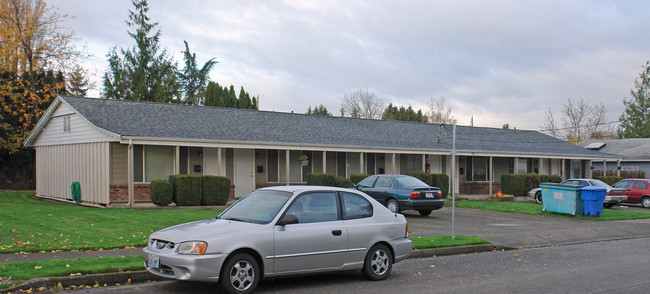 Bonney Ave Apartments in Sumner, WA - Building Photo - Building Photo