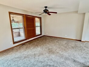 1301 Bridgehampton Dr in Plainfield, IL - Building Photo - Building Photo
