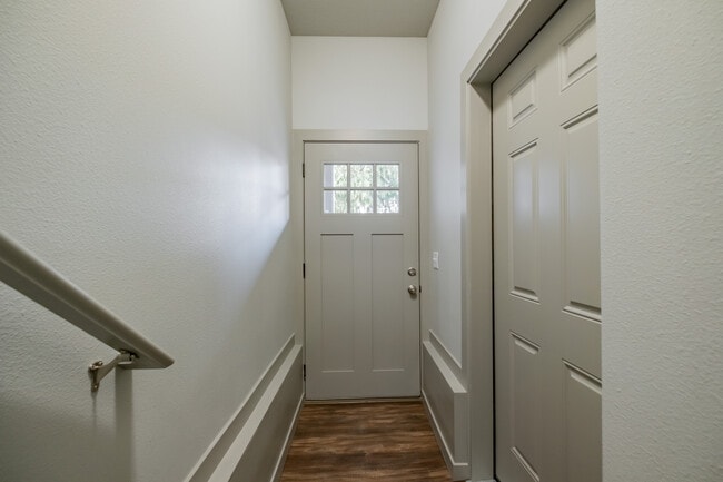 384 24th St NE in Salem, OR - Building Photo - Building Photo