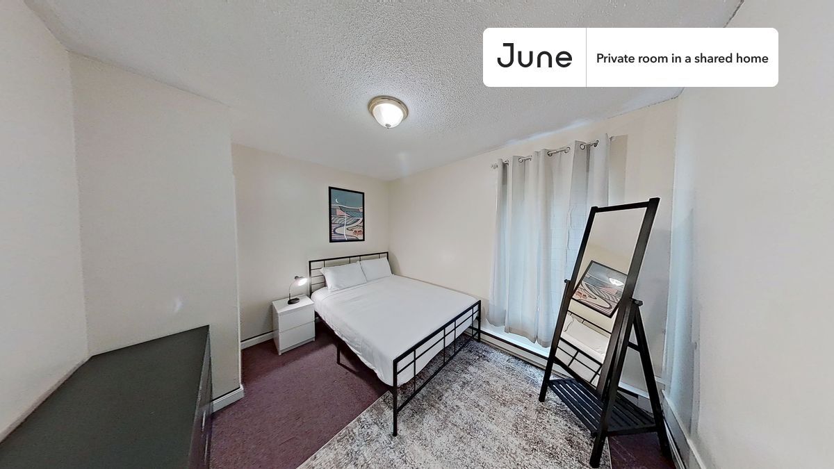 Room in Shared 3 bed/1 bath home in Boston, MA - Building Photo