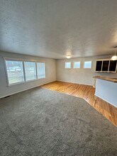 4511 N Hutchinson Ln in Spokane, WA - Building Photo - Building Photo