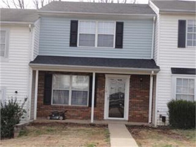 property at 119 Pebble Ct