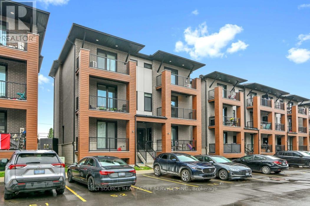 338 Rhonda Stewart Private in Ottawa, ON - Building Photo